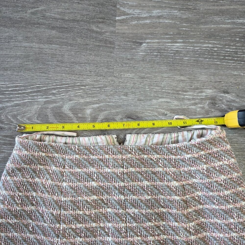 Authentic Chanel Tweed Skirt Gold Hardware FR 36 Beige w/ Official COA - Picture 6 of 15
